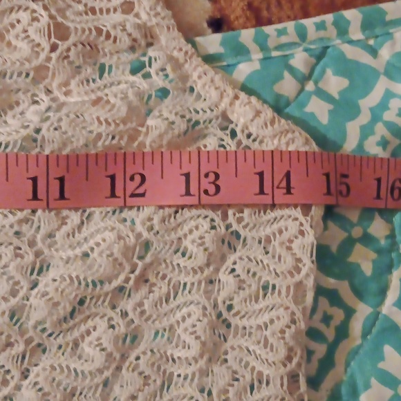 Wallflower~ Crochet Open-Front Fringe Vest – White Neutral Sleeveless Boho Layer - Picture 9 of 11